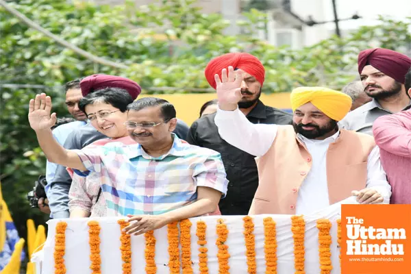 AAPs Show of Strength in Ludhiana: Massive Crowd Gathers for Sanjeev Aroras Nomination AAPs Show of Strength in Ludhiana: Massive Crowd Gathers for Sanjeev Aroras Nomination