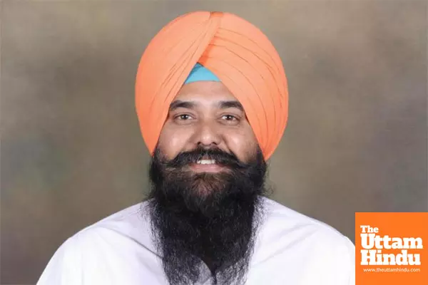 Malvinder Kang Asks Bittu: Who Runs BJP Punjab; Doesnt it Take Directions from Delhis Central Leadership? Malvinder Kang Asks Bittu: Who Runs BJP Punjab; Doesnt it Take Directions from Delhis Central Leadership?