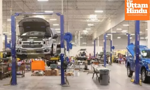 Centre launches new scheme to make India global hub for making electric cars