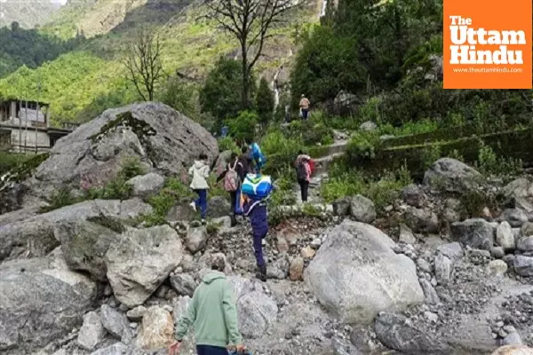 Landslide Havoc in North Sikkim: Over 1,600 Tourists Rescued, 6 Missing Landslide Havoc in North Sikkim: Over 1,600 Tourists Rescued, 6 Missing