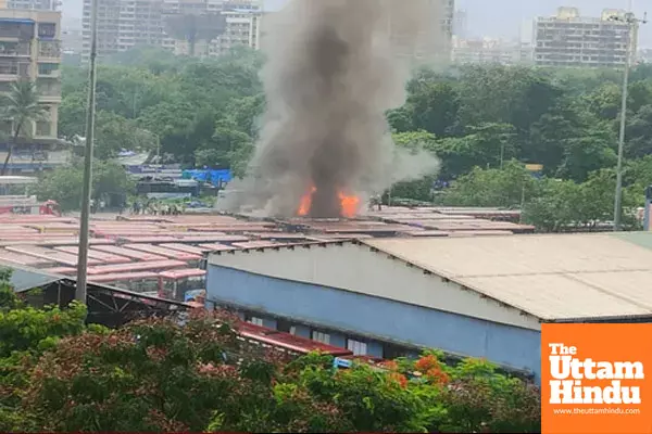 Two Buses Burnt to Ashes in a Massive Fire at Ghansoli Bus Depot