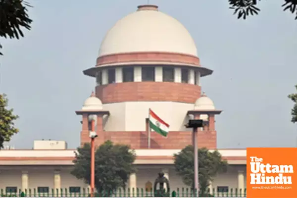 SC takes strict action on journalists being beaten up, issues notice to government; demands response SC takes strict action on journalists being beaten up, issues notice to government; demands response