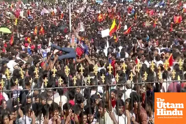 Tragedy Strikes RCB Victory Parade: 7 Dead, Over 25 Injured in Bengaluru Stampede Tragedy Strikes RCB Victory Parade: 7 Dead, Over 25 Injured in Bengaluru Stampede