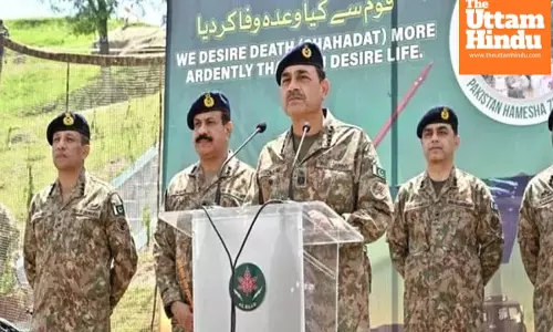 Why Did Pakistan Drag Kashmir Into Bakrid Again? General Munir’s Surprise Visit to LoC Raises Eyebrows