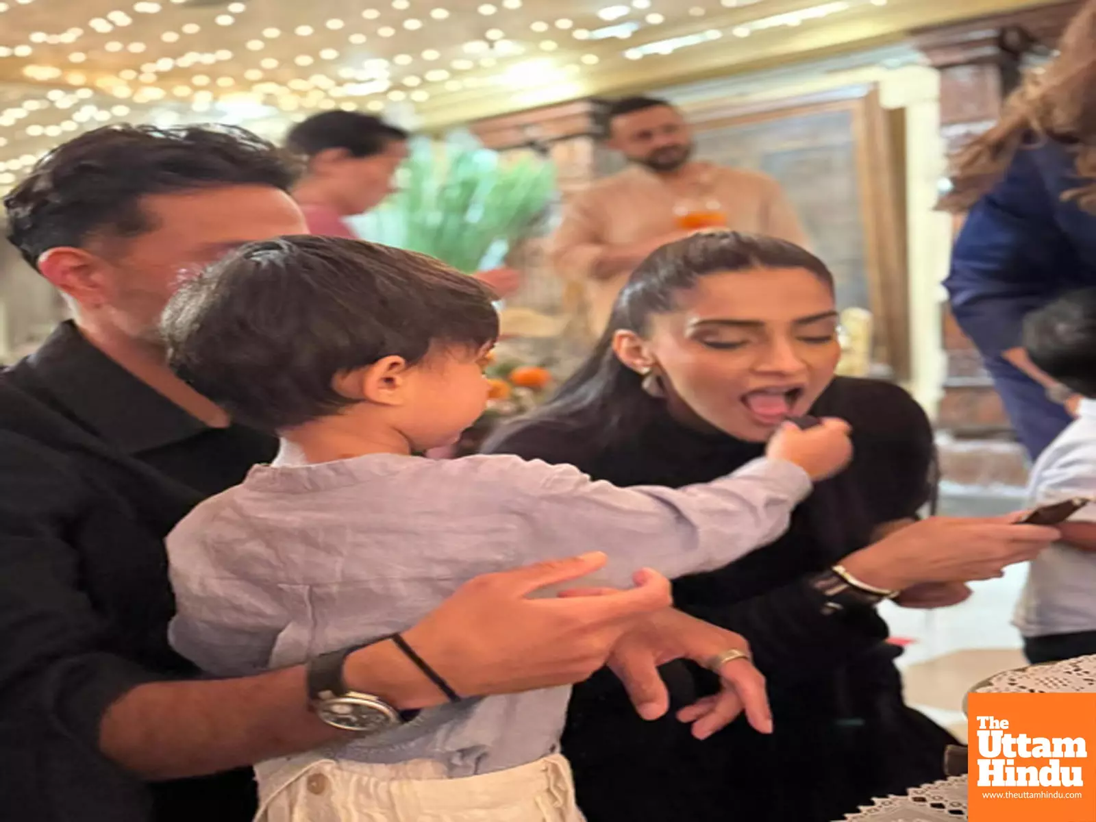 Anand Ahuja expresses love for ‘baby’ Sonam Kapoor in sweet moment with son Vayu Anand Ahuja expresses love for ‘baby’ Sonam Kapoor in sweet moment with son Vayu