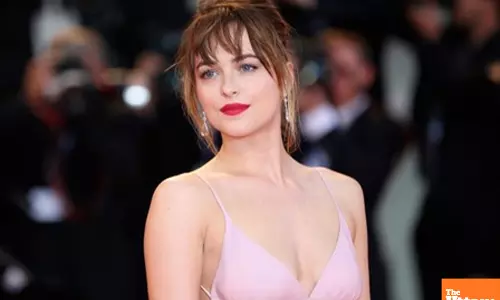 Dakota Johnson ‘freaked out’ when she received voice-note from Sandra Bullock after winning ‘worst actress’ award