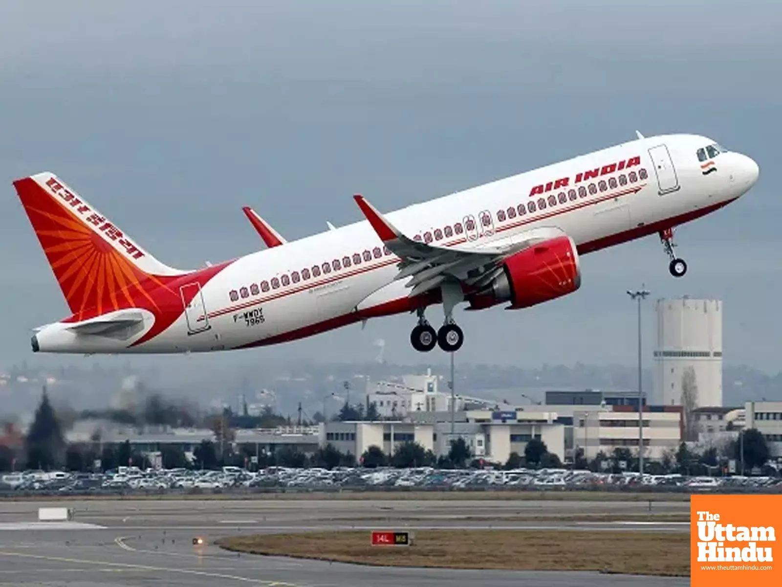 Air India Flight Makes Emergency Landing in Thailand Over Bomb Threat; 156 Onboard Safe Air India Flight Makes Emergency Landing in Thailand Over Bomb Threat; 156 Onboard Safe