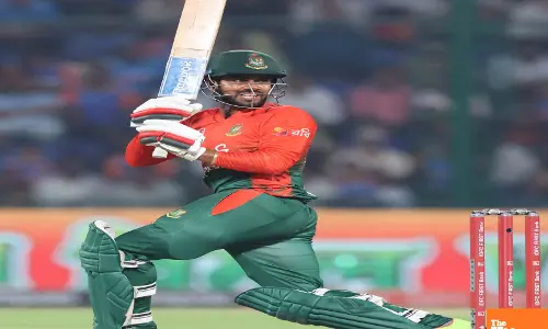Mehidy Hasan under observation as Bangladesh eye Galle advantage in Sri Lanka Test