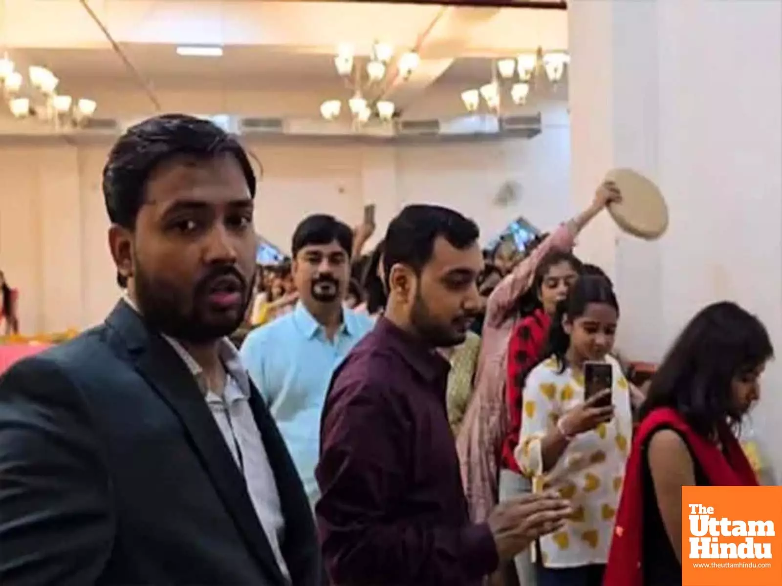 Khan Sir’s Reception Draws Crowd Frenzy, Queue for Food Stretches 2 Kilometres; Watch Video Khan Sir’s Reception Draws Crowd Frenzy, Queue for Food Stretches 2 Kilometres; Watch Video