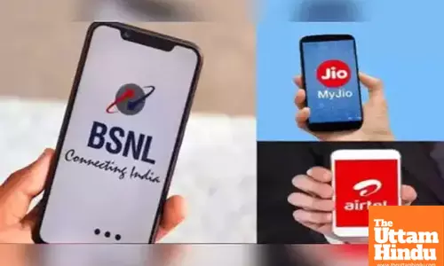 Unlimited Fun Awaits: 365 Days of Holiday Cheer with Unlimited Calling and 600GB Data!