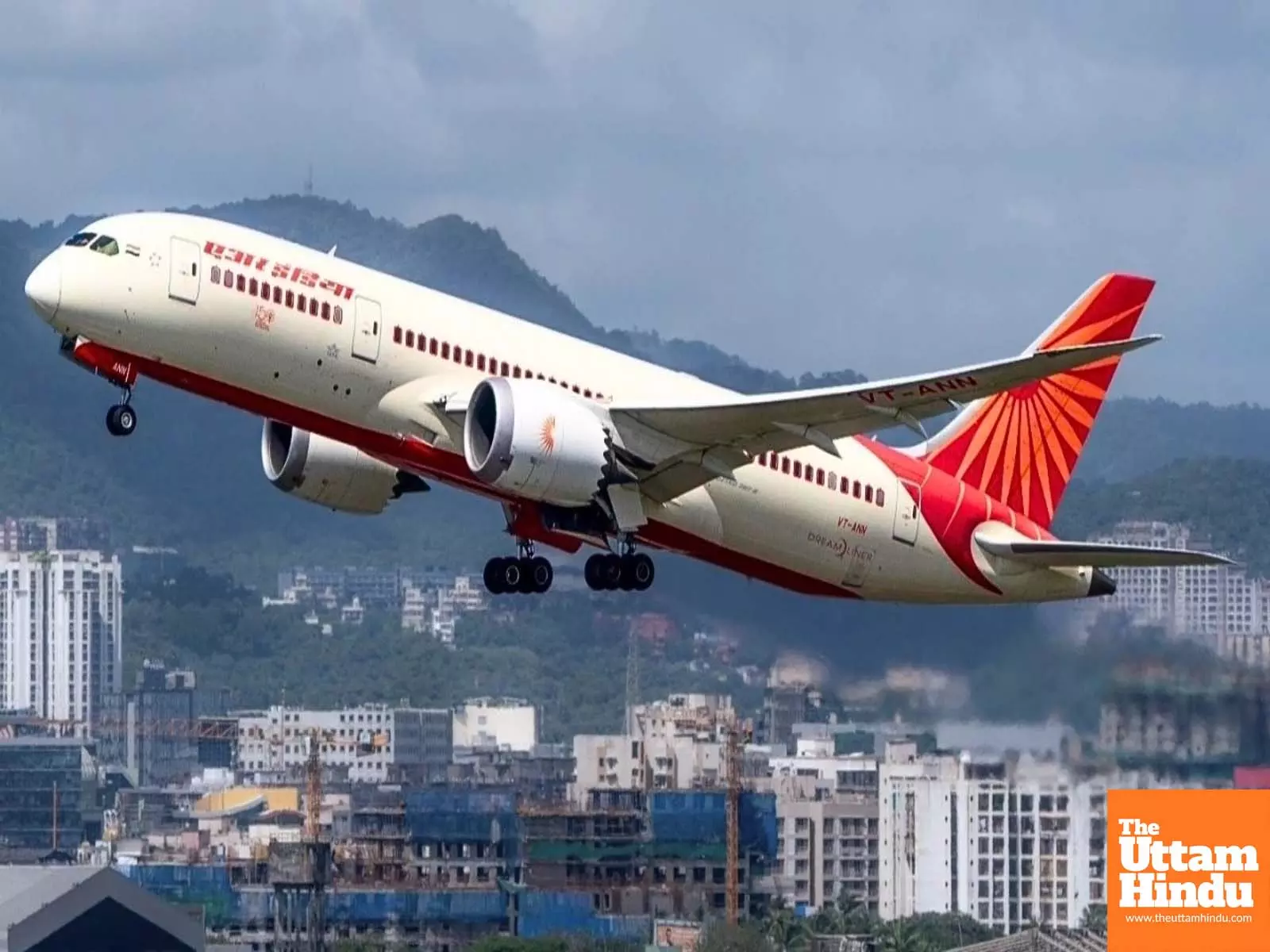 Mid-Air Scare: 5 Passengers, 2 Crew Sick Mid-Flight on Air India London-Mumbai Flight Mid-Air Scare: 5 Passengers, 2 Crew Sick Mid-Flight on Air India London-Mumbai Flight