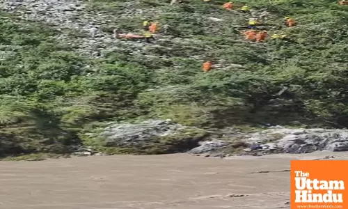 Tragedy in Uttarakhand: Bus Plunges Into River, 1 Dead & 10 Missing Near Badrinath Route