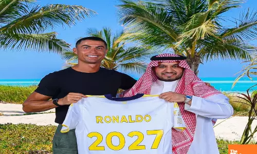 Cristiano Ronaldo extends stay at Al Nassr until 2027