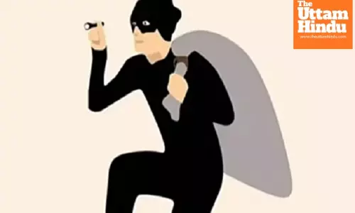 Big News: Gang of 6 attacks businessman, robs Rs 2 crore cash