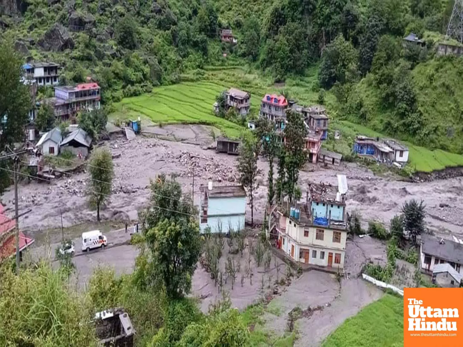 Cloudburst Devastates Mandi: Kills 3, 30 Still Missing in Himachal Cloudburst Devastates Mandi: Kills 3, 30 Still Missing in Himachal