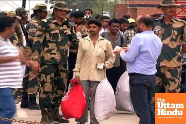 India urges Pakistan to expedite release and repatriation of Indian prisoners, including fishermen India urges Pakistan to expedite release and repatriation of Indian prisoners, including fishermen