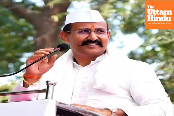 Congress receives a jolt after former Dhule MLA Kunal Patil joins BJP Congress receives a jolt after former Dhule MLA Kunal Patil joins BJP