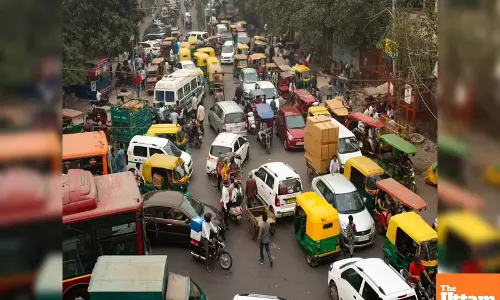 Delhi Bans Fuel for Old Vehicles from Today, New Traffic Rules in Force