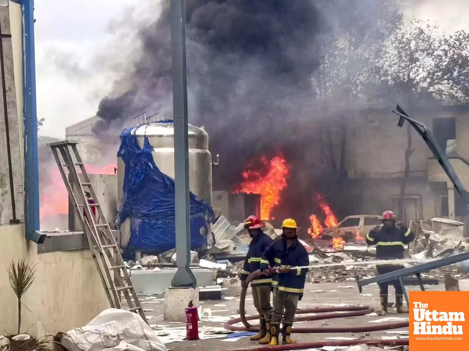 Telangana factory blast: 40 killed, 33 injured, says Sigachi Industries Telangana factory blast: 40 killed, 33 injured, says Sigachi Industries