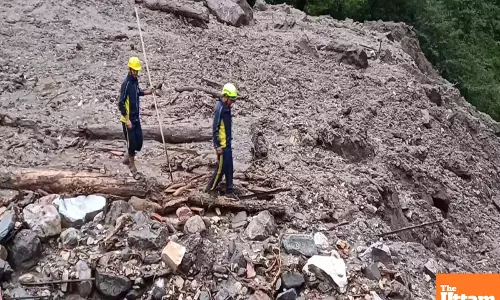 Heavy Rain Halts Yatra: Char Dham Yatra Suspended After Landslide-Induced Road Closures