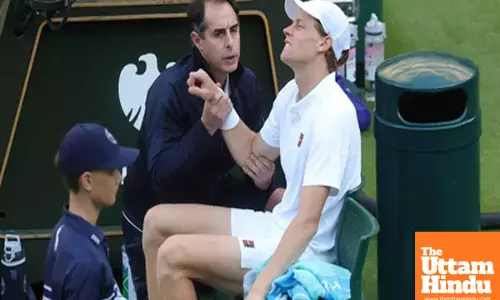 Yannick Sinner To Undergo MRI Scan After Picking Up Injury At Wimbledon
