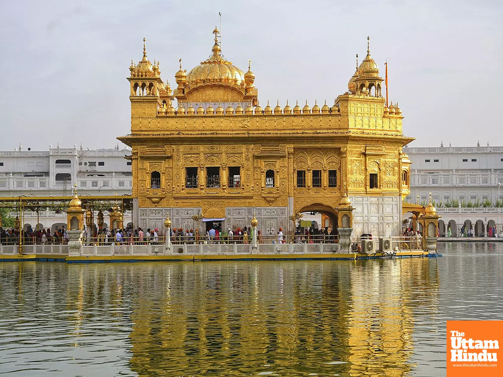 Second RDX Threat Mail in 24 Hours: RDX Threat Rocks Sri Harmandir Sahib, Police on High Alert Second RDX Threat Mail in 24 Hours: RDX Threat Rocks Sri Harmandir Sahib, Police on High Alert