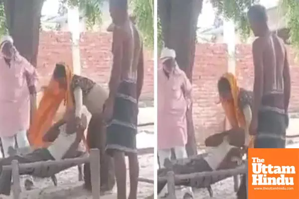 Etawah Elder Abuse: Daughter-in-Law and Father Brutally Beat Father-in-Law; Watch the Disturbing Video Etawah Elder Abuse: Daughter-in-Law and Father Brutally Beat Father-in-Law; Watch the Disturbing Video