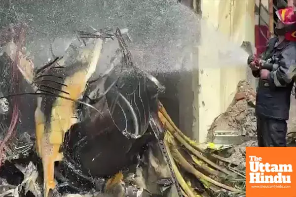 VIDEO: Air Force Jet Crashes into Dhaka College, Huge Fire Breaks Out; Many Feared Dead VIDEO: Air Force Jet Crashes into Dhaka College, Huge Fire Breaks Out; Many Feared Dead