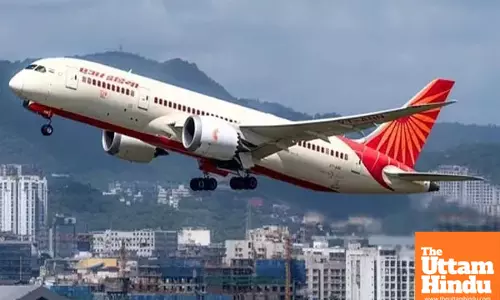 Flight to Doha Aborted: Air India Express Flight Returns to Kozhikode with 188 Passengers