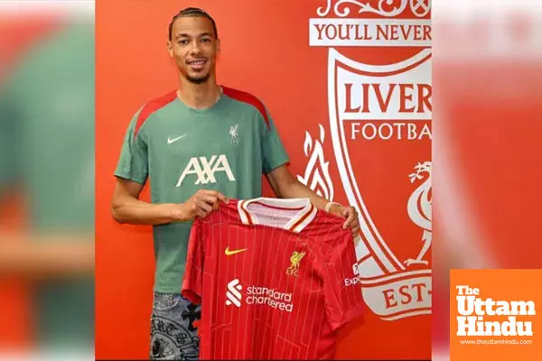 Liverpool Signs Frankfurt forward Ekitiche
