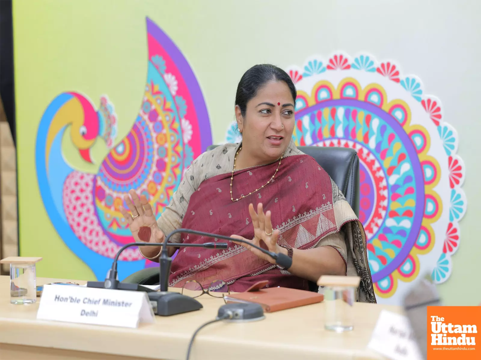 Delhi Government to Expand Hospital Bed Capacity and Launch Specialised Healthcare Services: CM Rekha Gupta Delhi Government to Expand Hospital Bed Capacity and Launch Specialised Healthcare Services: CM Rekha Gupta