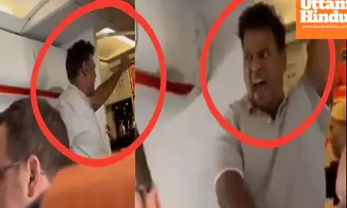 Flight Panic After Passenger Screams ‘Allahu Akbar’, Claims Bomb on Board and Trump’s Death