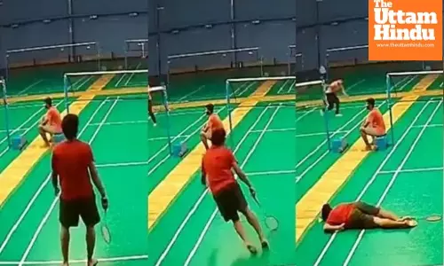 25-Year-Old Dies Mysteriously  While Playing Badminton, Camera Captures Final Moments - Watch Video