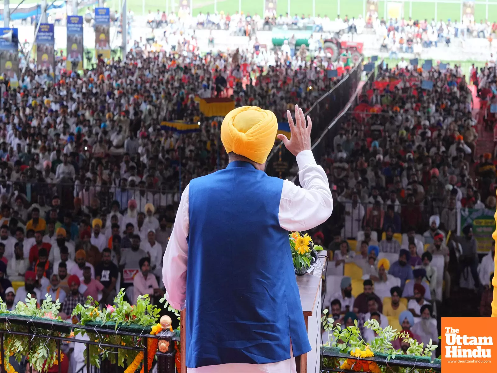 CM felicitated for Passing Law to Restart Bull Races in Punjab CM felicitated for Passing Law to Restart Bull Races in Punjab