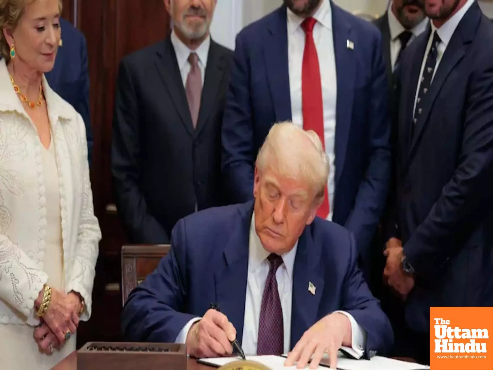 Trump Pulls Back Global Tariff War, Pakistan Emerges a Key Beneficiary Trump Pulls Back Global Tariff War, Pakistan Emerges a Key Beneficiary