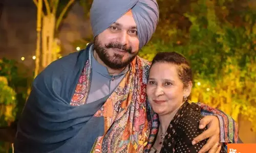 High Court Orders Builder to Return to India in Navjot Kaur Sidhus Cheating Case