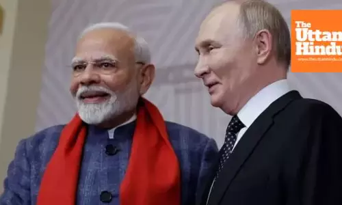 Amid Tensions with Trump, Modi Rolls Out Red Carpet for Putin