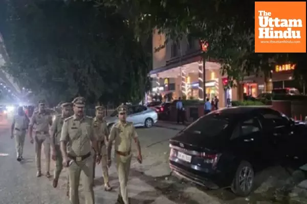 Heavy Vehicle Entry Banned, Multiple Borders Sealed in Delhi-NCR — Authorities Tight-Lip on Reason
