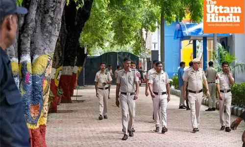 Terror Panic in Delhi: Bomb Threat Emails Target Top Schools, Students Evacuated
