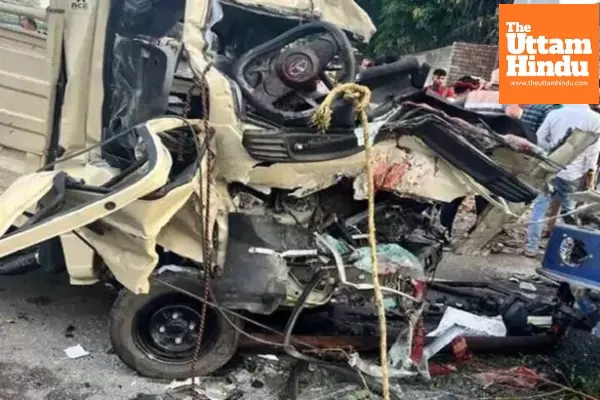 Horror Crash: Speeding Bus Rams Into Vegetable Traders’ Vehicle, Three Killed on the Spot in Jalandhar Horror Crash: Speeding Bus Rams Into Vegetable Traders’ Vehicle, Three Killed on the Spot in Jalandhar