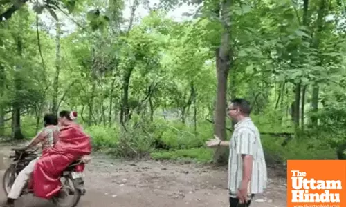 Sunita Ahuja Kicks Off BB Number-1 Channel with a Bike Ride to Chandigarh Temple