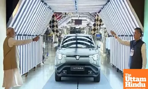 PM Modi Flags Off Maruti’s First Electric SUV – e Vitara to Hit 100 Global Markets