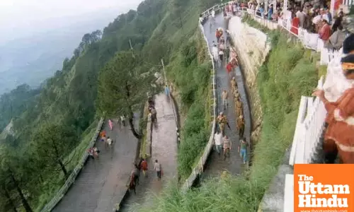 Mata Vaishno Devi Landslide: 6 Devotees Hurt, Yatra Halted; Highway, Trains Hit