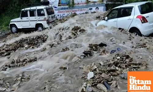 Cloudburst Havoc in Uttarakhand: Chamoli & Rudraprayag Devastated, Families Missing, Roads Blocked