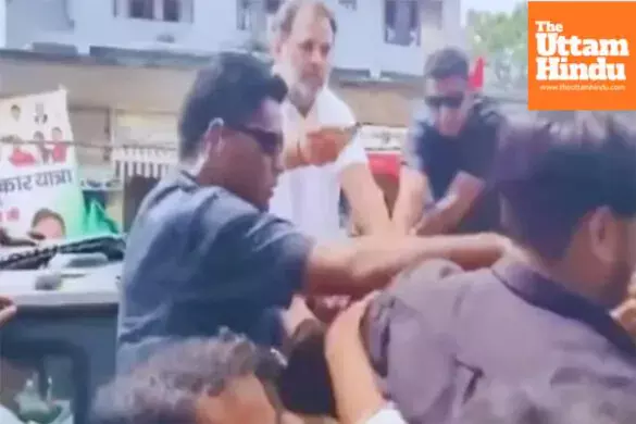 Rahul Gandhi Offers Toffee to BJP Worker Chanting Murdabad – A Unique Political Moment