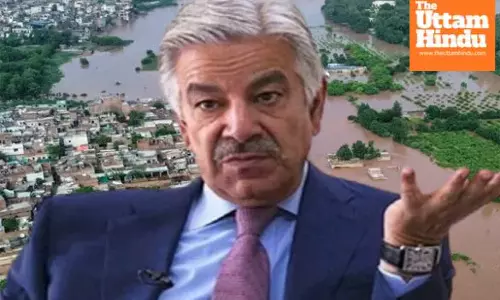 Pak Defence Minister Sparks Outrage: Calls Flood a Blessing of Allah, Advises People to Store Water