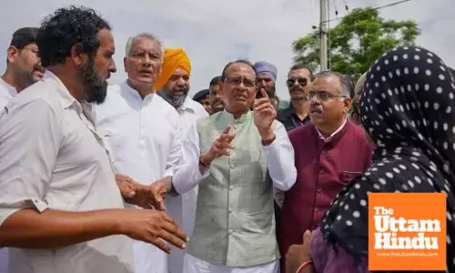 Union Minister Shivraj Singh Chouhan assures full support to Punjab flood victims