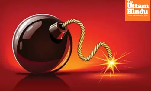 Mumbai Police on High Alert After WhatsApp Threat Claims 34 Cars Loaded With Bombs, 400 Kg RDX to Shake City