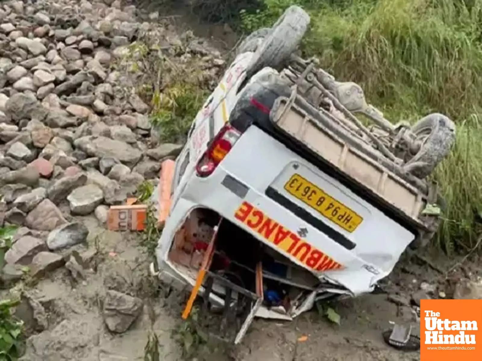 Ambulance Falls Into Ditch on Himachal-Punjab Border, 3 Dead, 2 Injured