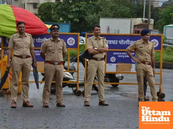 Whos Behind the Threats? Nair Hospital Receives Bomb Threat, Latest in String of Hoaxes Whos Behind the Threats? Nair Hospital Receives Bomb Threat, Latest in String of Hoaxes